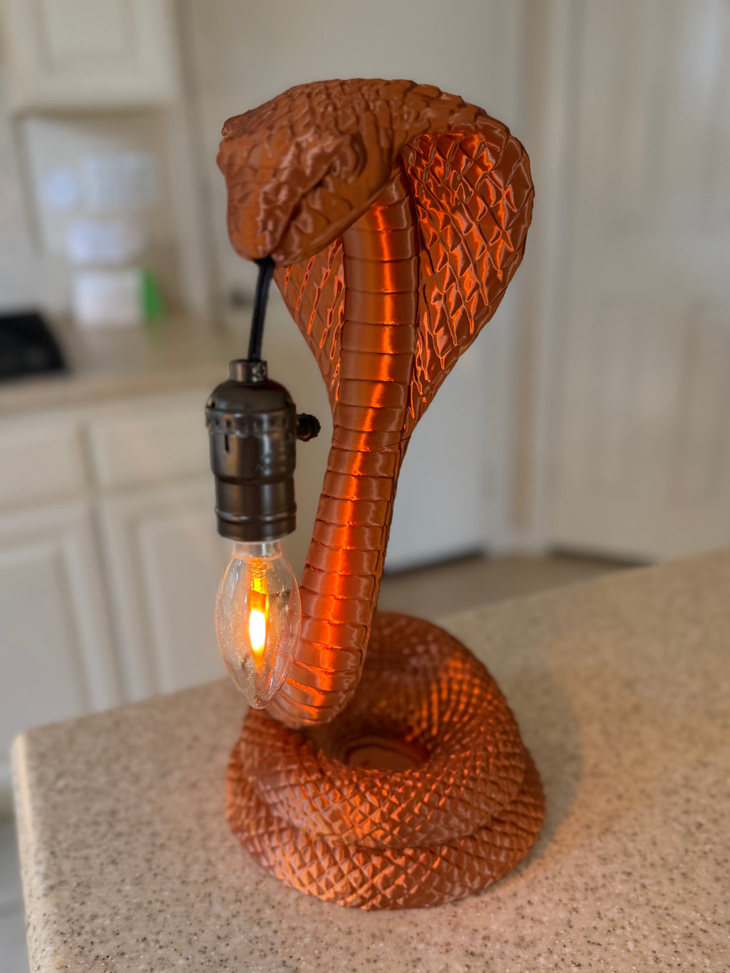 3D Cobra Lamp – Unleash Elegance. Illuminate Power.